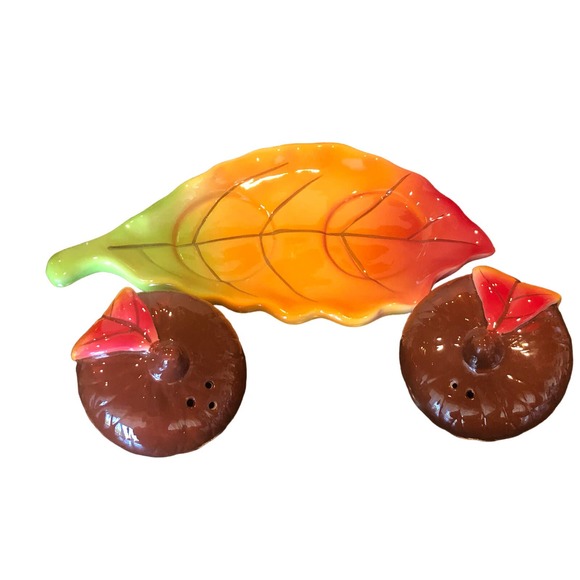 EUC Vintage Fall Acorn Autumn Leaves Salt Pepper‎ Shaker Set of 3 Pieces - Picture 5 of 16